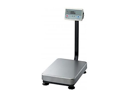 PLATFORM SCALE WITH LARGE PLATFORM AND COLUMN